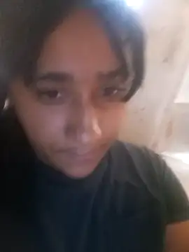 srtsara live sex cam