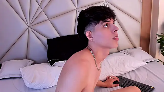 Damianfontana live sex cam