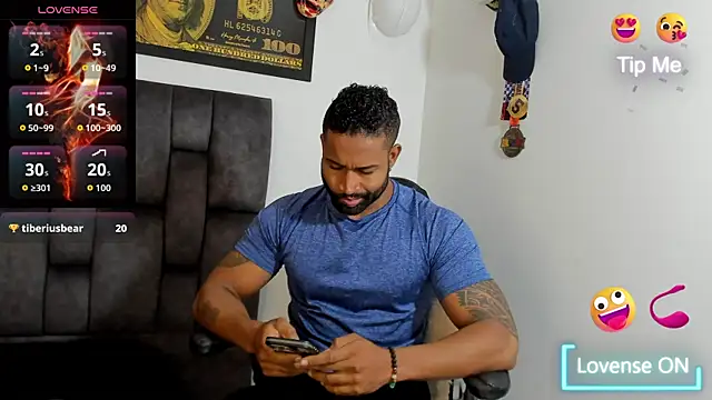 MattRodriguez9 live sex cam