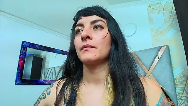Naughty_Kittenm live sex cam