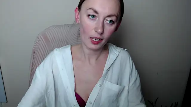 LiaSeass_ live sex cam