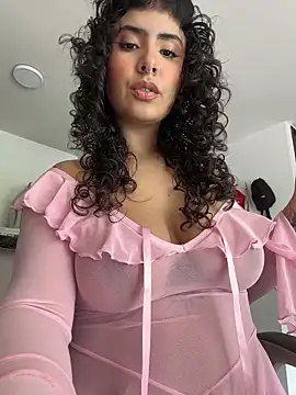 SugarTroubl33 live sex cam