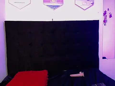 DakotaRouse1's cam snapshot