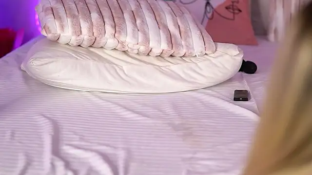 HaileyMadow live sex cam