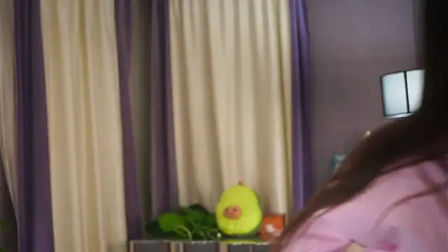 ElvaYeiser's cam snapshot