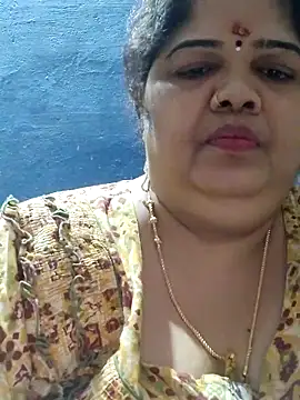 tamilthanushri live sex cam