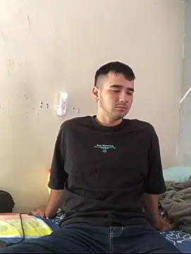 Cesar_Augusto live sex cam