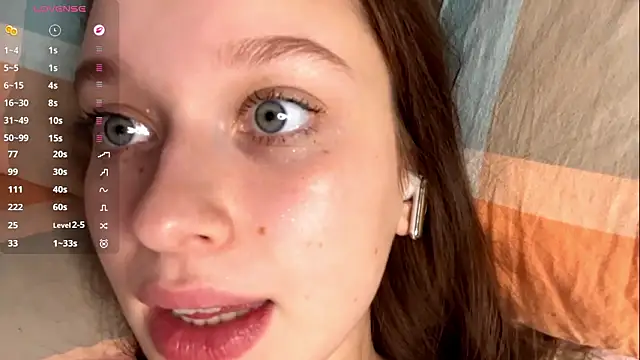 LoryMusetti live sex cam