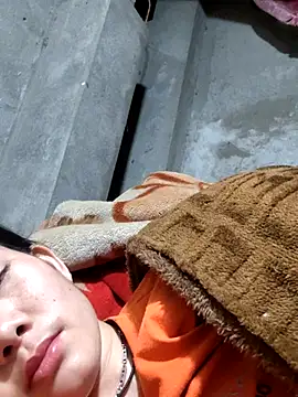 gio-thu's cam snapshot