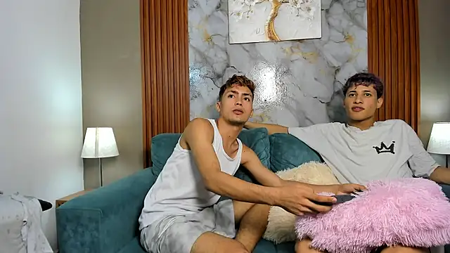 VERY_HOT_GUYS live sex cam