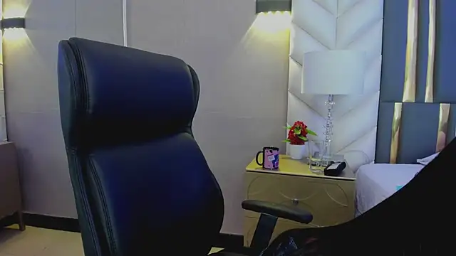 ChloeHarper_ live sex cam