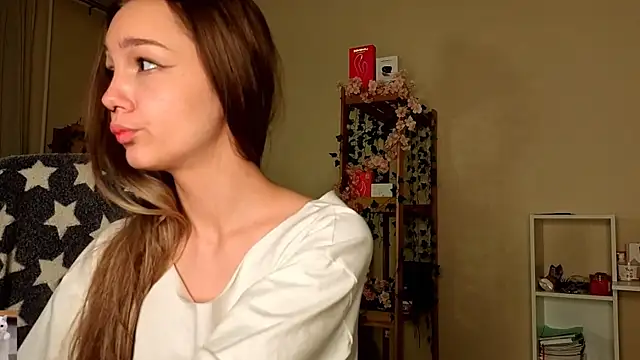 HoneyComfy's cam snapshot