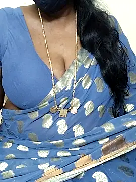 shobini's cam snapshot