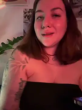 MayaMystic's cam snapshot