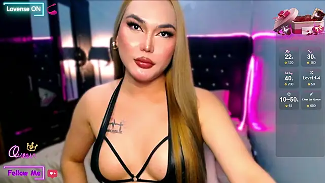 sassyselfsuckerTS live sex cam