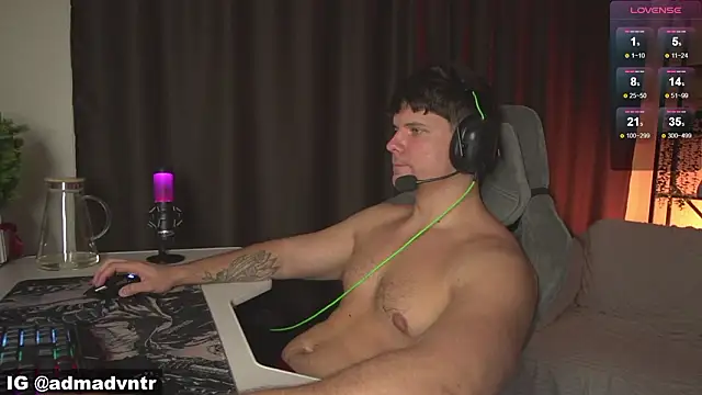 Rus_adventure7's cam snapshot