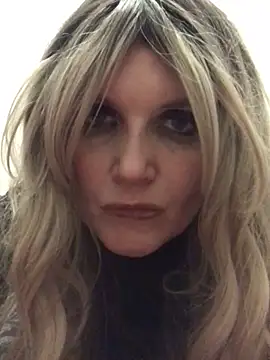 Snejnaya live sex cam