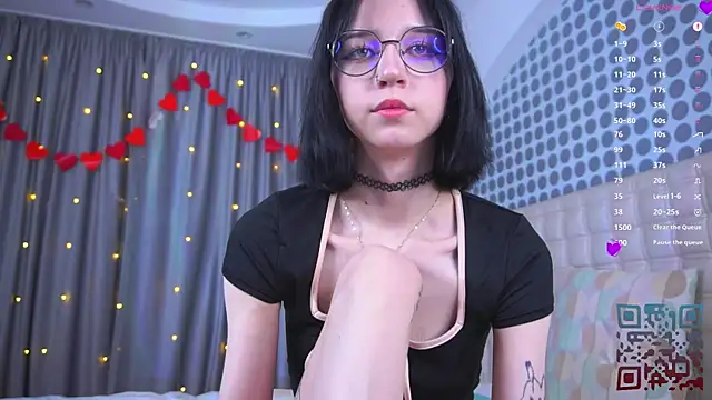 DeliaLoma live sex cam