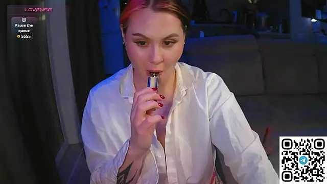 porrrno_pony's cam snapshot