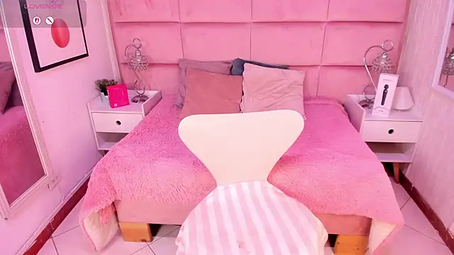 Janah_Myers's cam snapshot