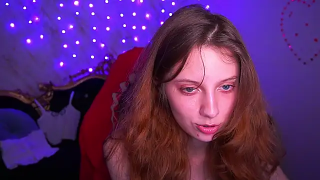 CuteeFoxy's cam snapshot