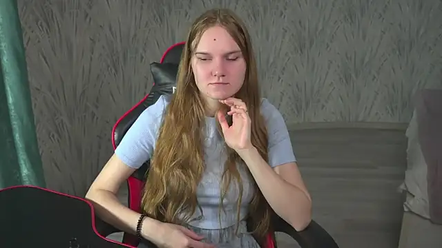 JanuaryTorra's cam snapshot