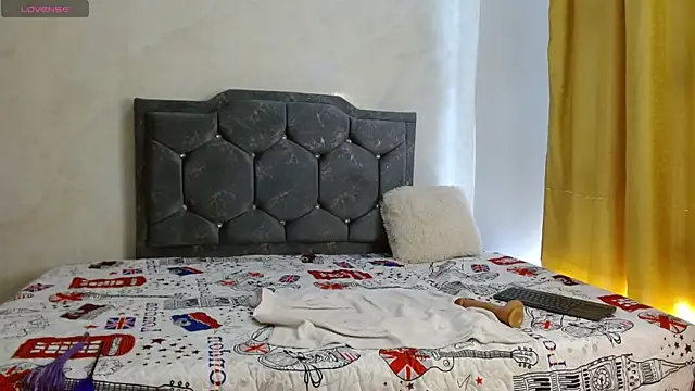 Valentina_dmg's cam snapshot