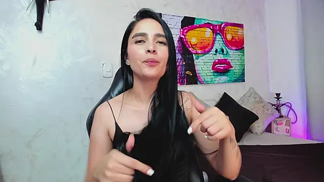 mialiore's cam snapshot