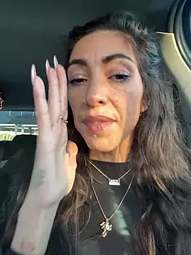 Amani_thewolf live sex cam