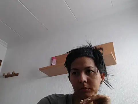 ZeforAitanna's cam snapshot