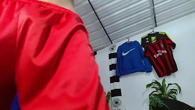 skinny23cm live sex cam