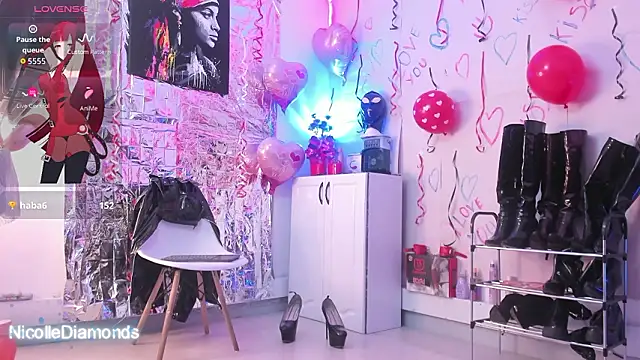 NicolleDiamonds_cg live sex cam