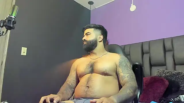 Lyon_vach live sex cam