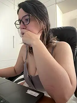 amooraaamoon live sex cam