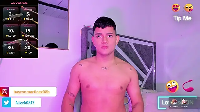 niall_falcon live sex cam