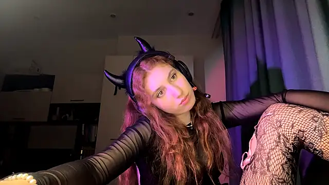 AliceCarrol's cam snapshot