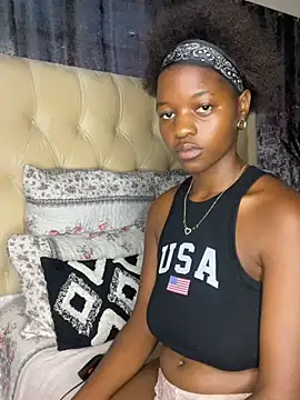 Tokio_33's cam snapshot