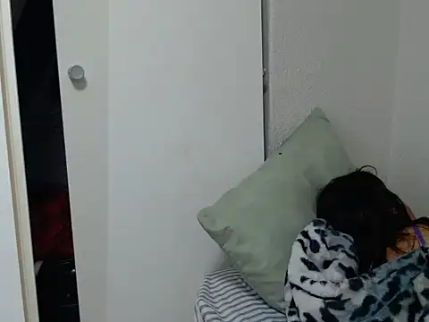 BootyCaramelxx's cam snapshot