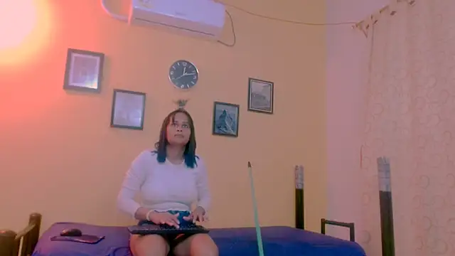 sexiempoderada18's cam snapshot