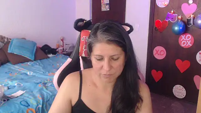 LucifernandaSw live sex cam