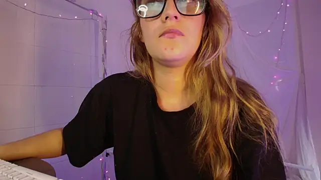 Giia_paiige18 live sex cam