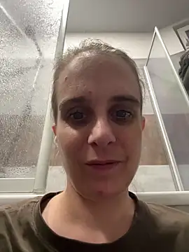 Chantalee live sex cam