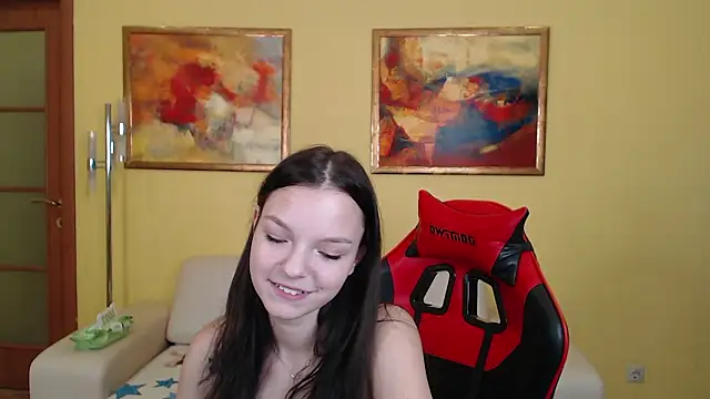 ElizaPizza's cam snapshot