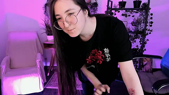 VirtuallVoyant live sex cam