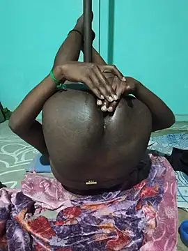 Tamilgud23's cam snapshot