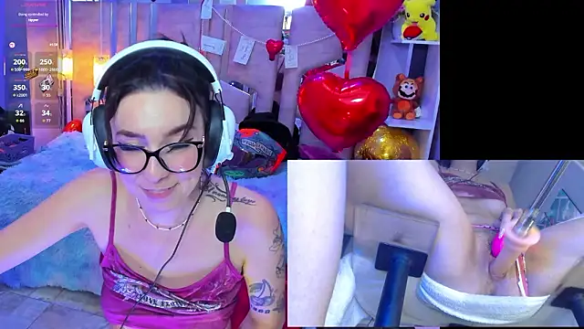 NicoleFerrel live sex cam