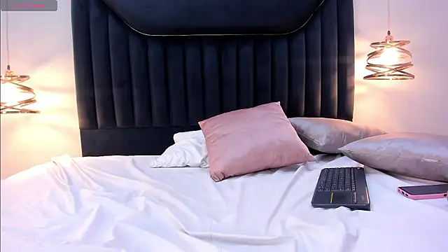 EmilyKartters's cam snapshot