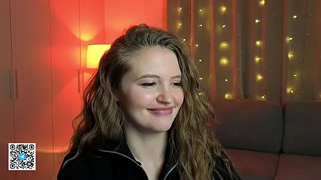 TesssaHart live sex cam