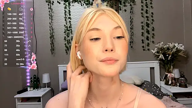 LlsabethHaze's cam snapshot