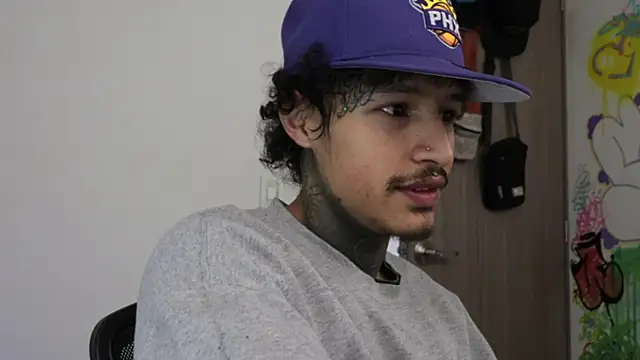 trieone's cam snapshot